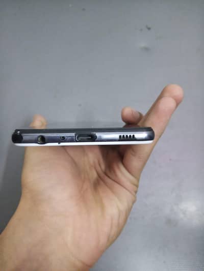 Samsung Mobile A72
