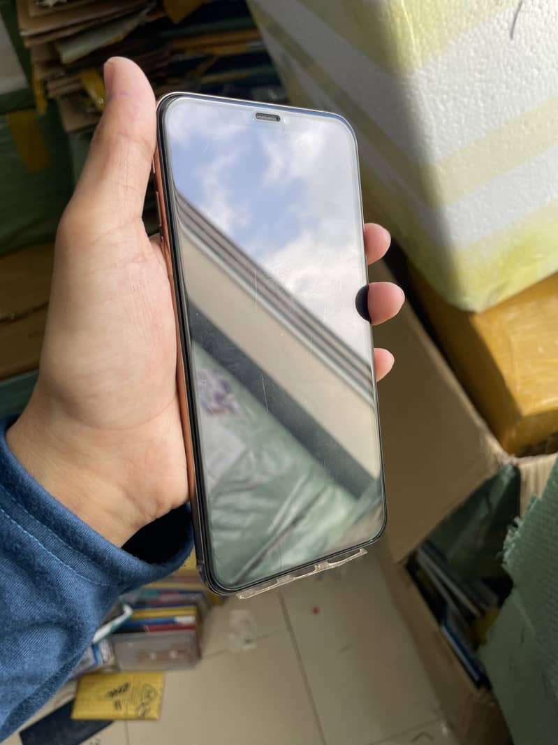 Apple iPhone XS Max 512 GB pta approved 1