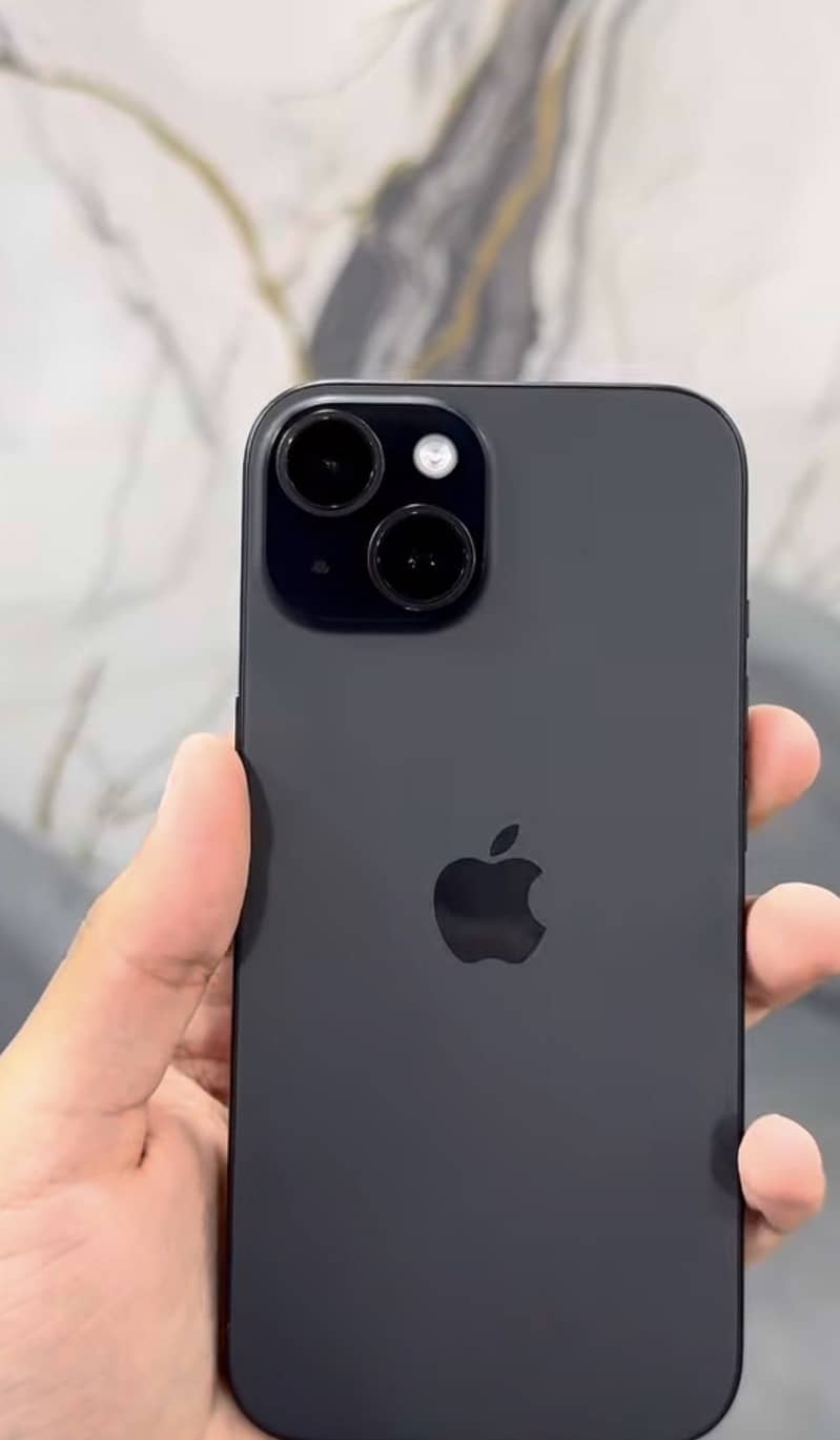 Apple iPhone 15 1