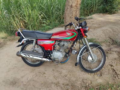 HONDA CG 125 | 2014 MODEL | ORIGINAL Condition| Complete Documents Ava