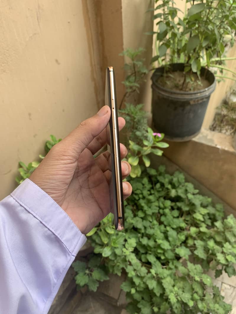 One Plus 7 Pro 1