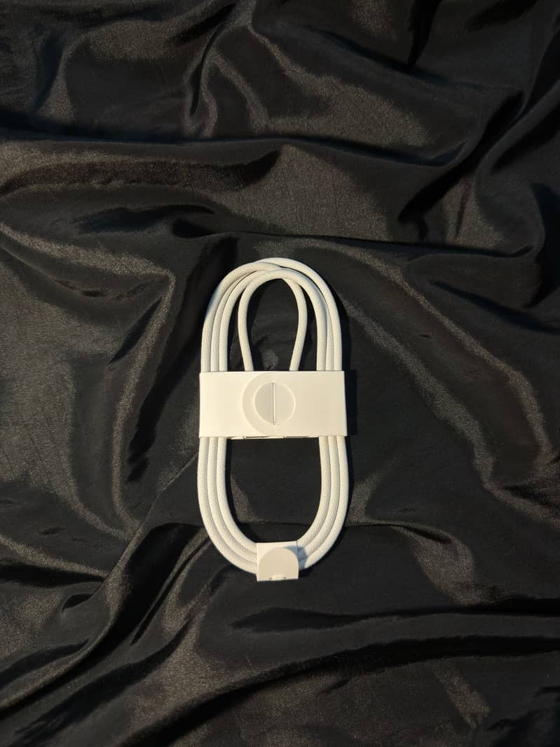 iPhone Original Cable 0