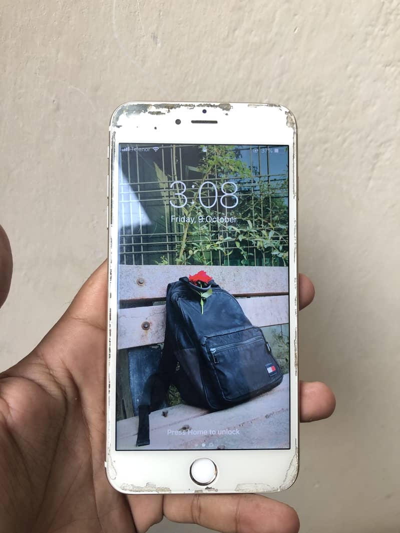 Apple iPhone 6 Plus 2