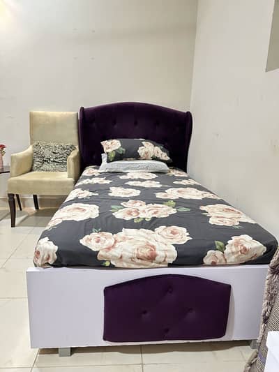 2 Single Beds with Mattresses and Sidetables