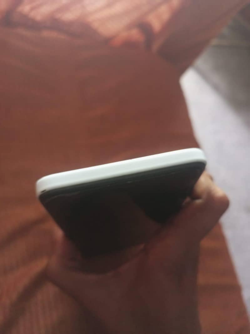 Tecno Camon 19 4