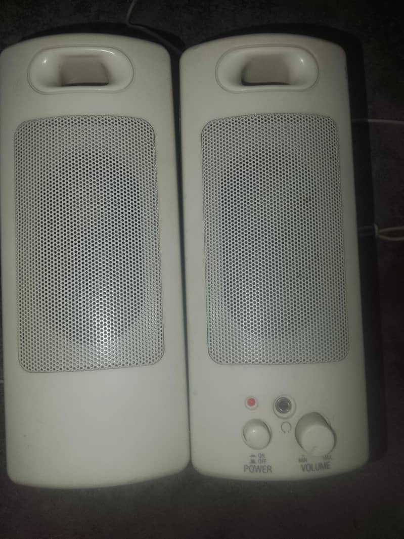 speakers 2
