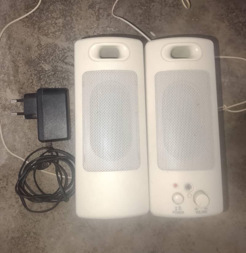 speakers 5