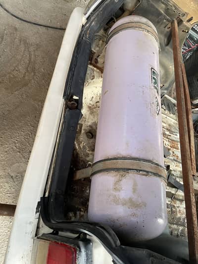 Cng cylinder with kit charade mehran lendirezo