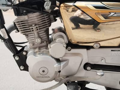 Honda CG 125 gold Edition