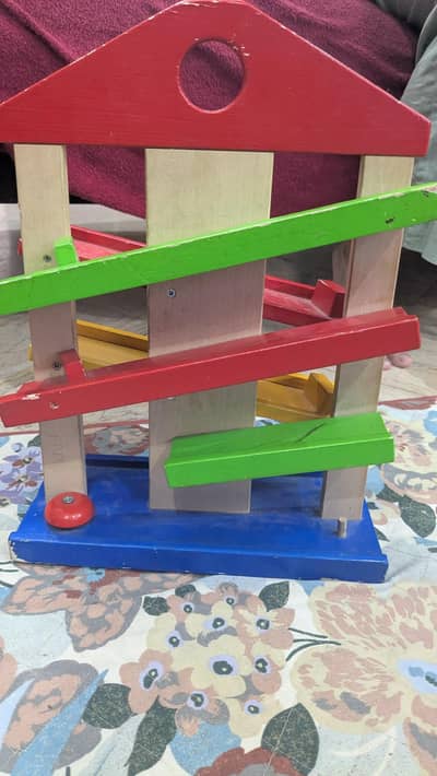 wooden ball ramp toy