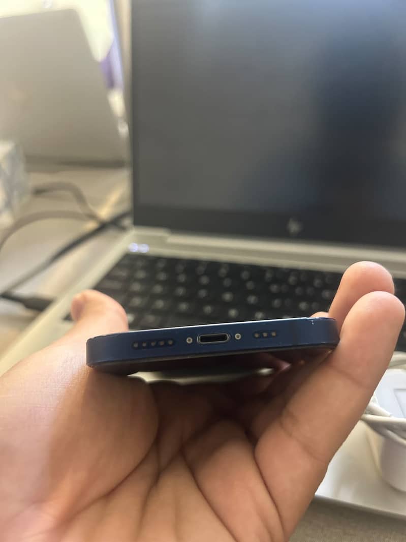 Apple iPhone 12 5