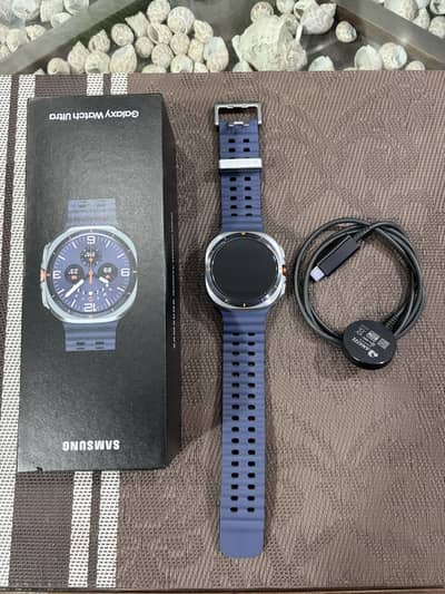 Samsung Galaxy Watch Ultra 2 Glass Cracked