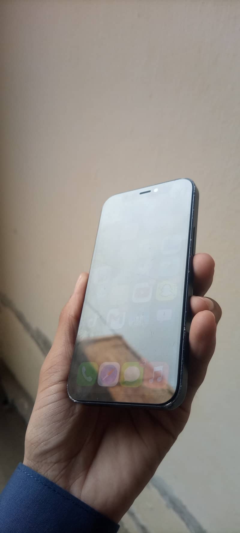 Apple iPhone 12 mini 3