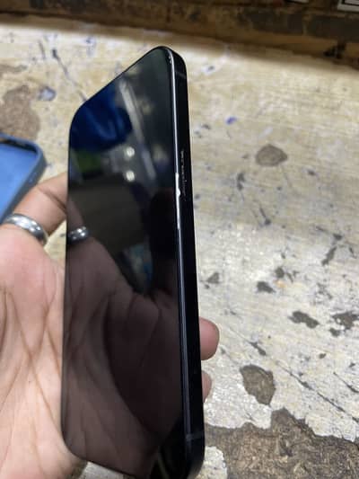 Apple iPhone 15