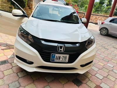 Honda Vezel Hybrid Z 2016 - For Sale