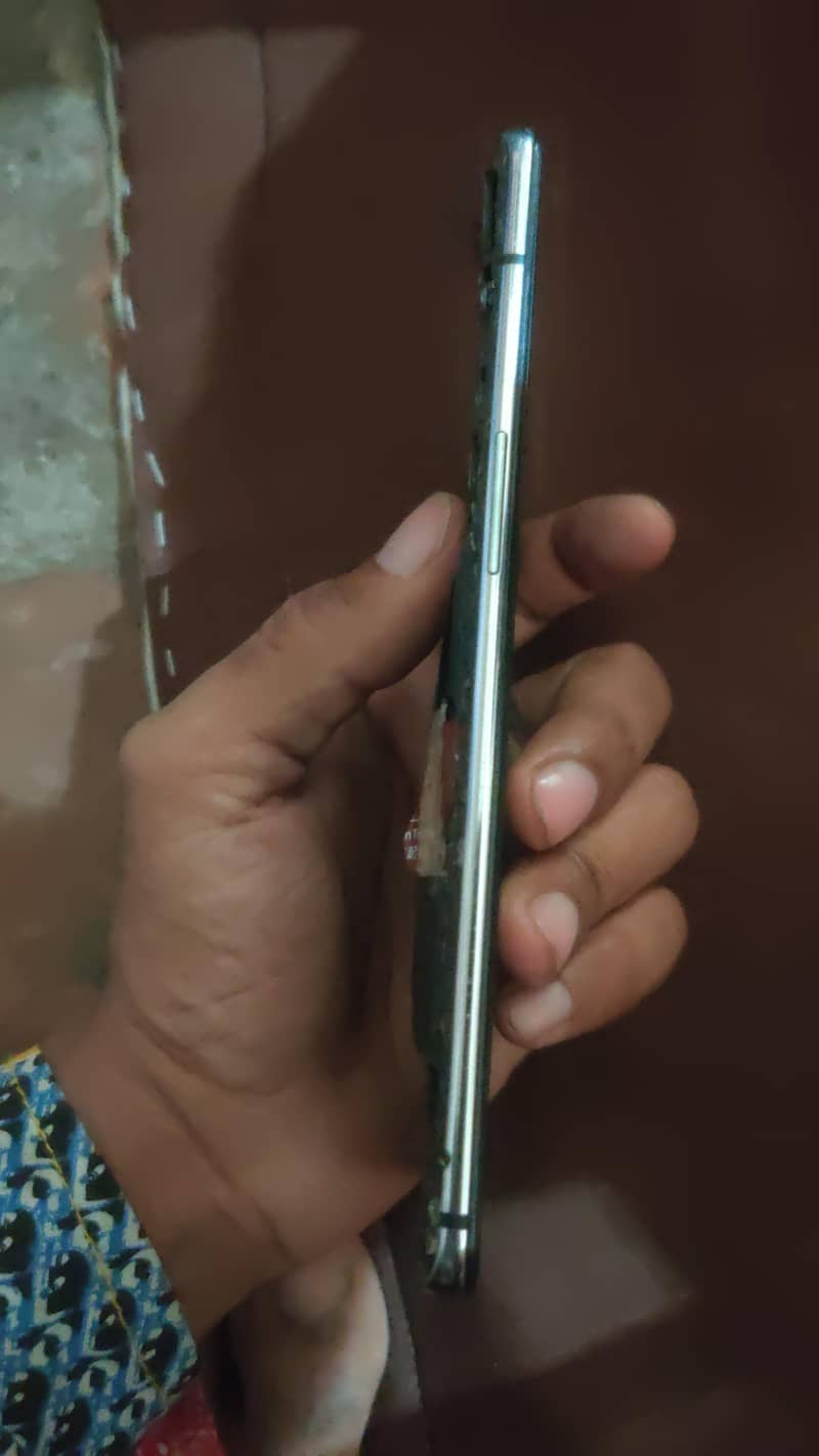 One Plus 7T 4