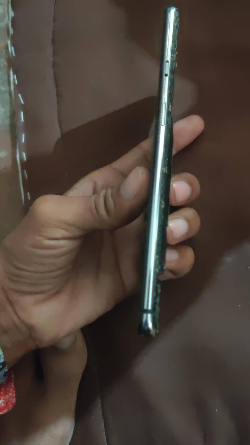One Plus 7T 6