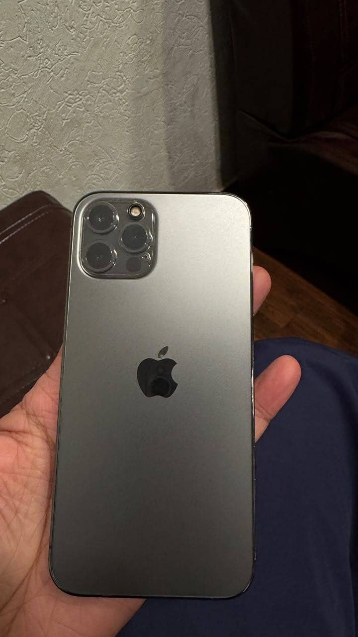 Apple iPhone 12 Pro 0