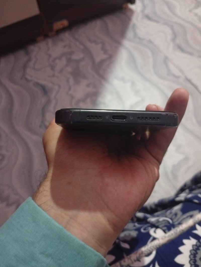 Apple iPhone 15 Pro Max 3