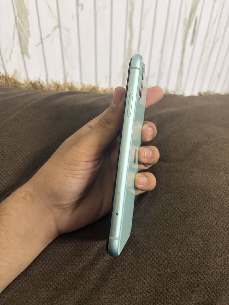 Apple iPhone 11 1