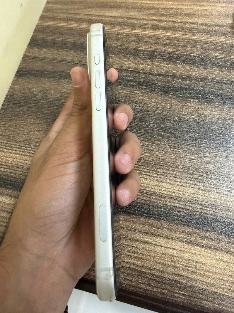 Apple iPhone 17 Pro Max 7
