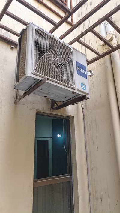1 ton Hot and Cold AC haier