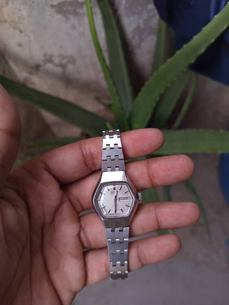 Seiko 1