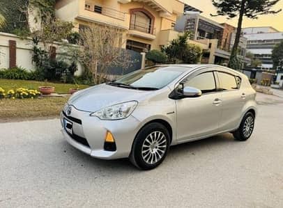 Toyota Aqua 2013