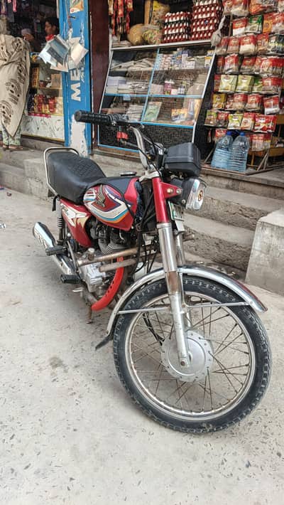 2016 model hai sale krna hai