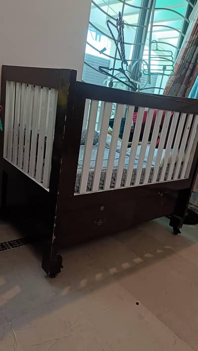 baby crib/cot for sale