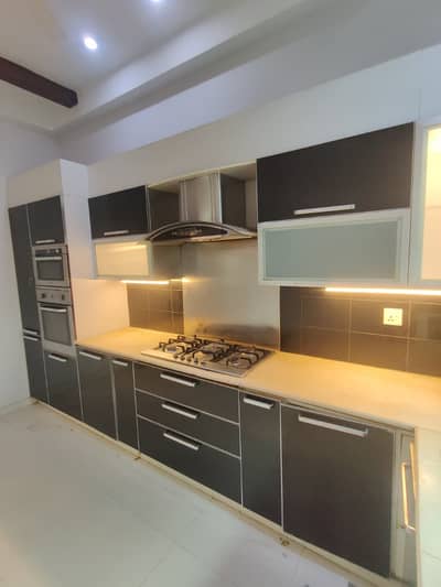 DHA PHASE 9 TOWN 5 MARLA HOUSE FOR RENT