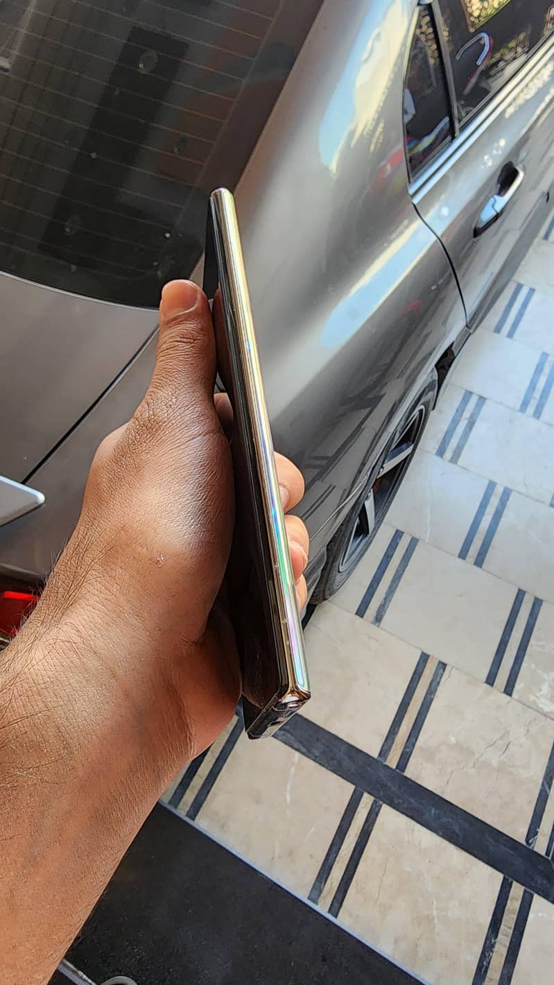 Samsung Mobile Note 10 Plus 4
