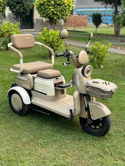 Ramza Q70 Electric Three-Wheeler | Brand New Condition Just 94KM