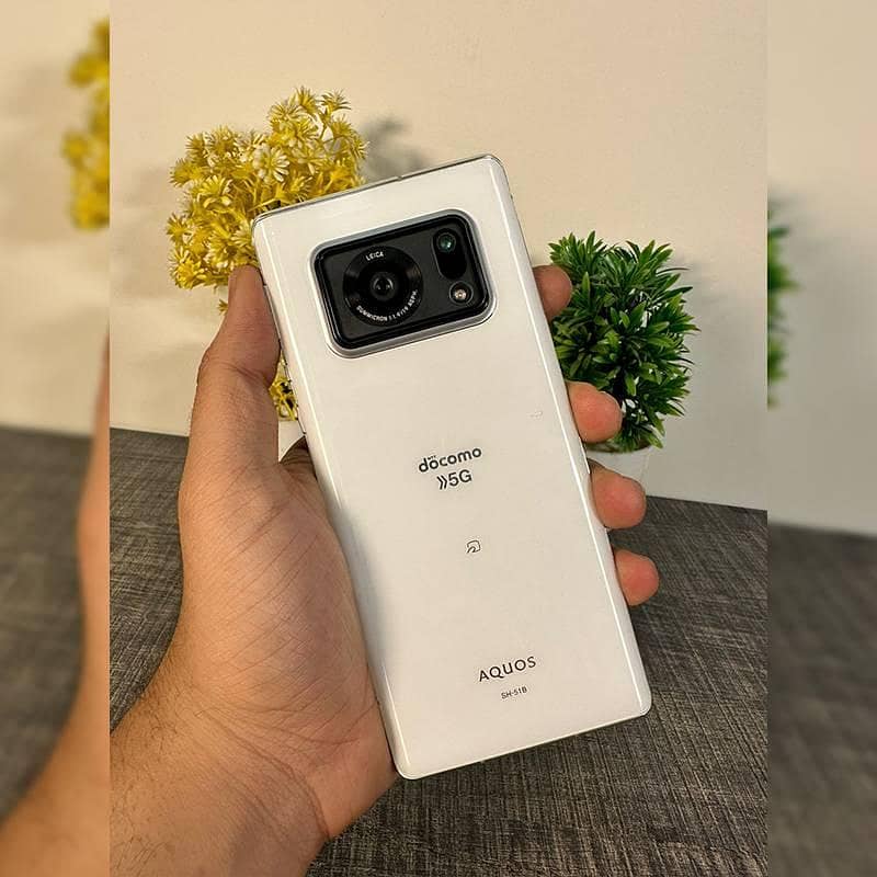 Sharp Aquos Crystal 0