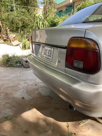 Suzuki Baleno 2000