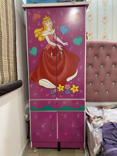 Kids wardrobes