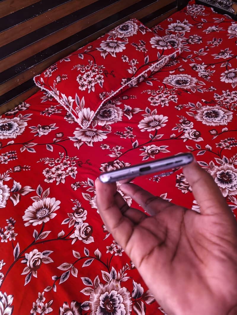 One Plus 9 4