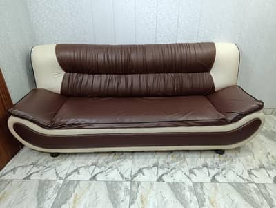 3-4 seater wide sofa
