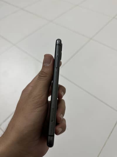 iPhone 11 128 gb jv