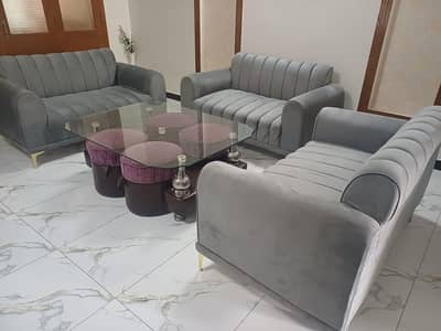 Almost New 6-seater sofa