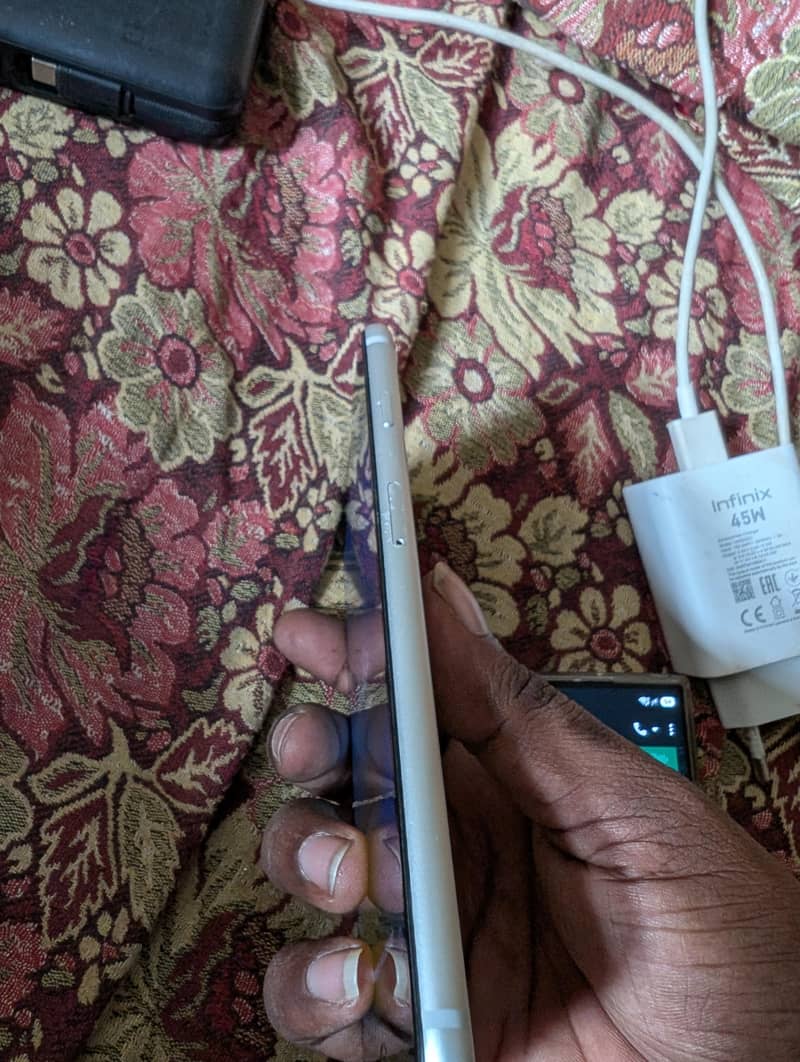 iPhone 8 Plus 2