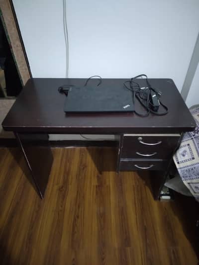 computer table