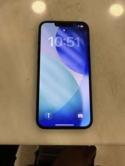 Apple iPhone 13