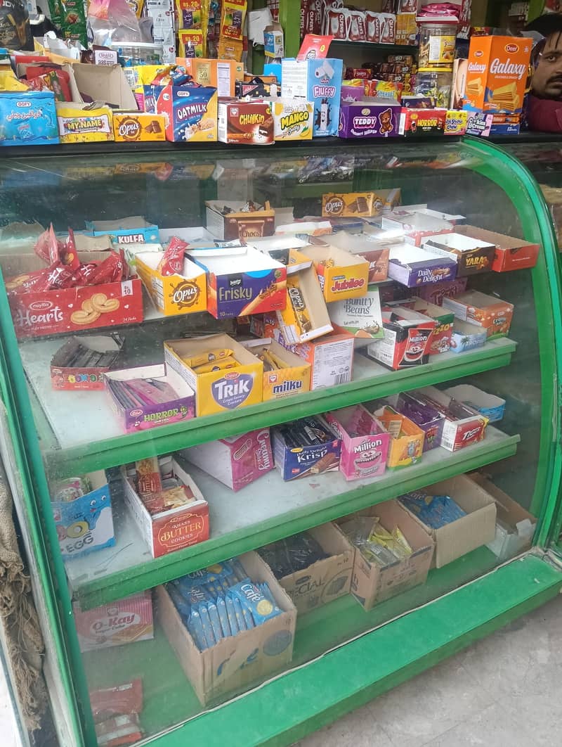 Bakery counter 0
