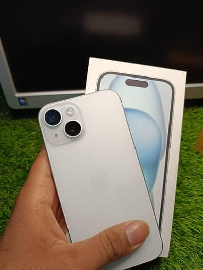 Apple iPhone 15