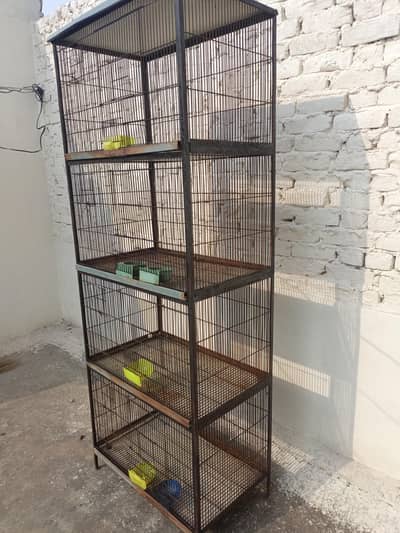 4 portion Iron cage in good condition