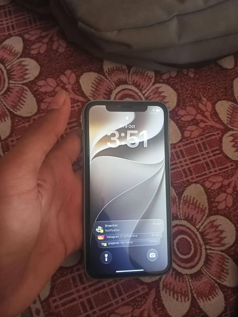 Apple iPhone 11 5