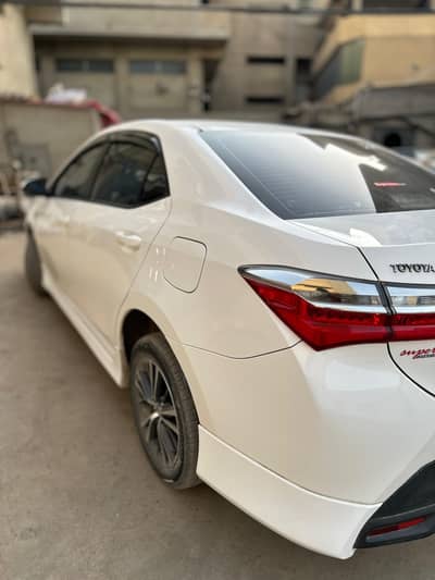 Toyota Corolla Altis 2021