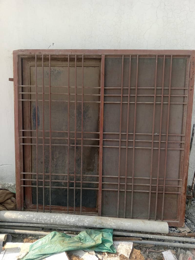 iron window 1