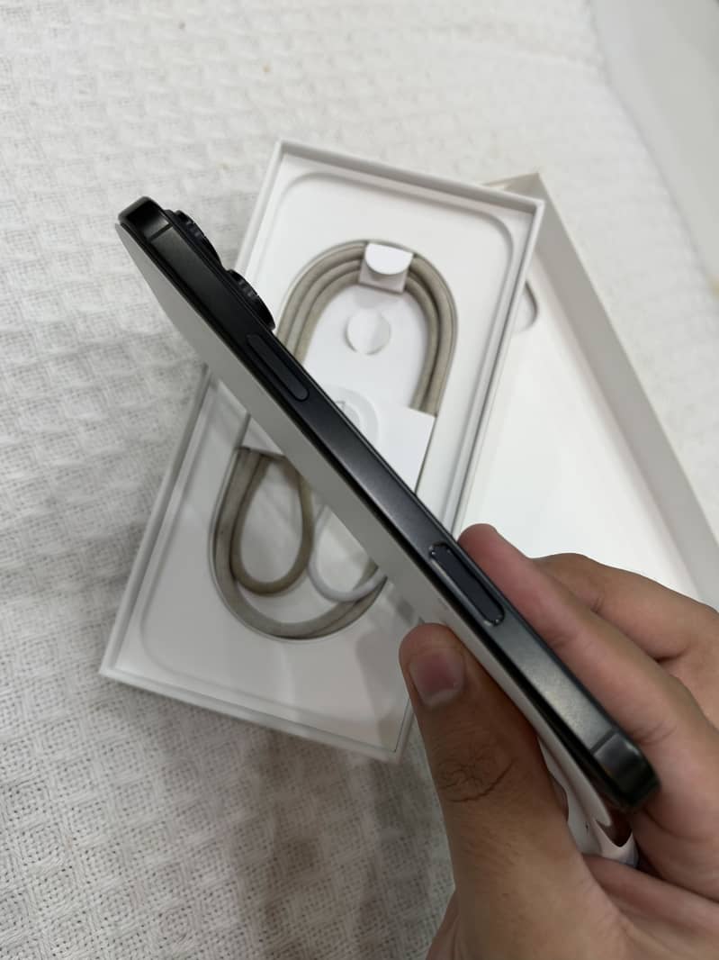 Apple iPhone 16 Pro Max 256GB | PTA Approved 3